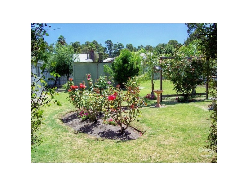 94 Coombes Street, Collie WA 6225