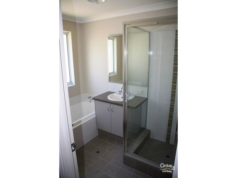 28 Break O Day, Australind WA 6233