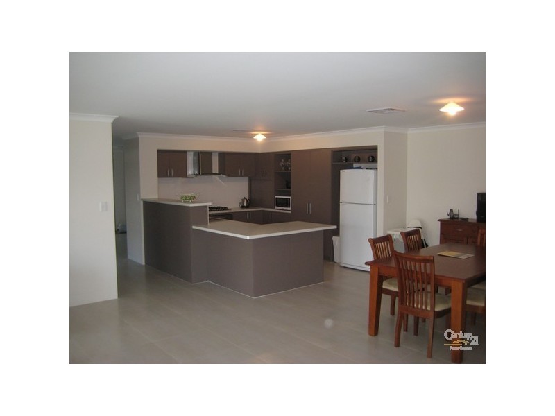 14 Jacobs Drive, Harvey WA 6220