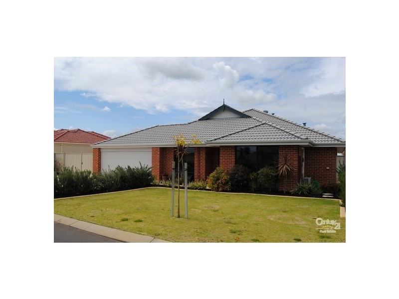 31 The Boulevard, Australind WA 6233