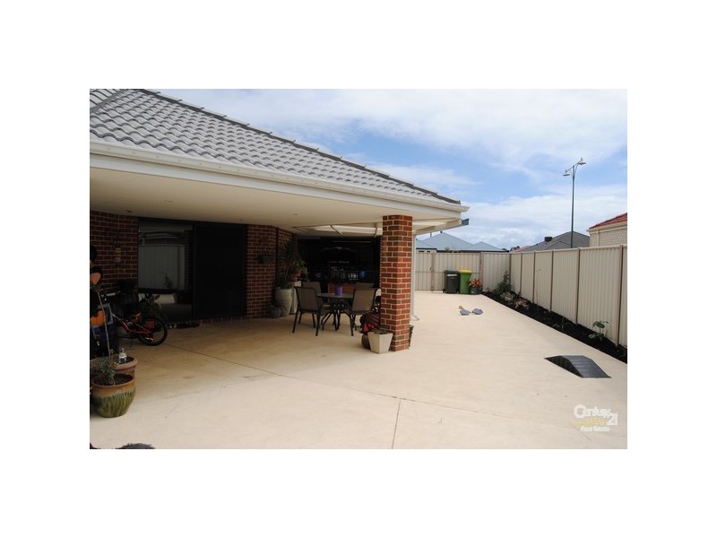 31 The Boulevard, Australind WA 6233