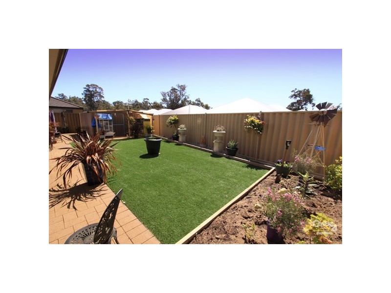 26 Mooralup Turn, Dalyellup WA 6230
