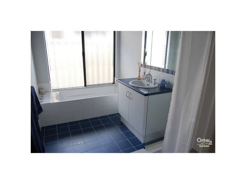 11 Ballarat Court, Eaton WA 6232