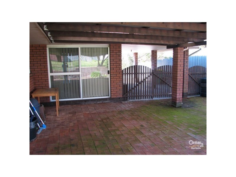 5 Saunders Street, Collie WA 6225