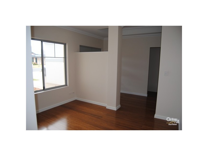 19 Lapwing Road, Dalyellup WA 6230