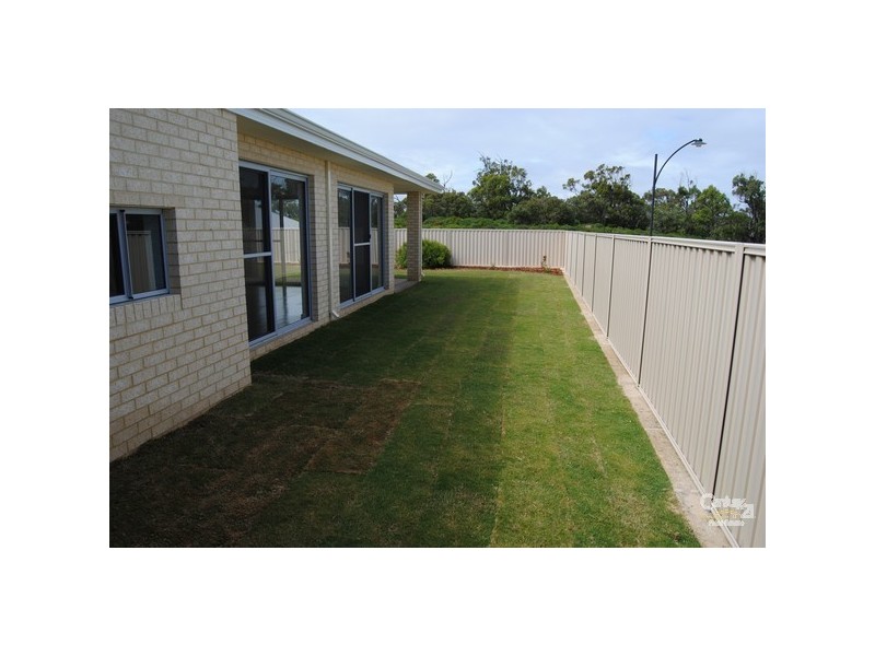 19 Lapwing Road, Dalyellup WA 6230