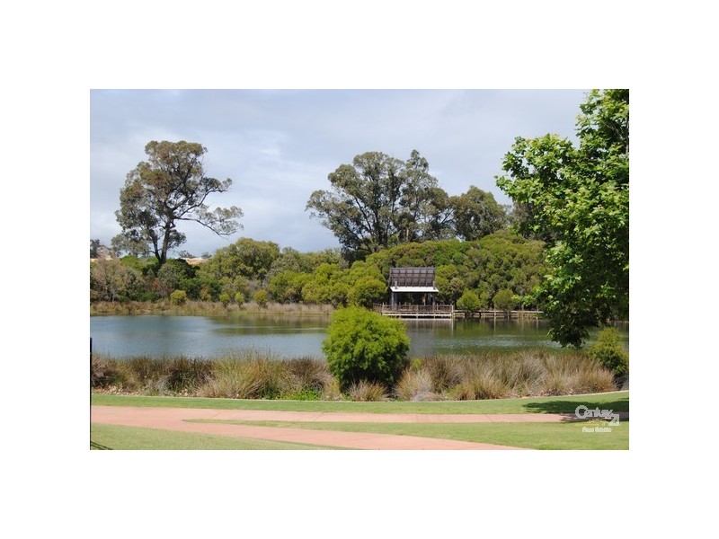 19 Lapwing Road, Dalyellup WA 6230