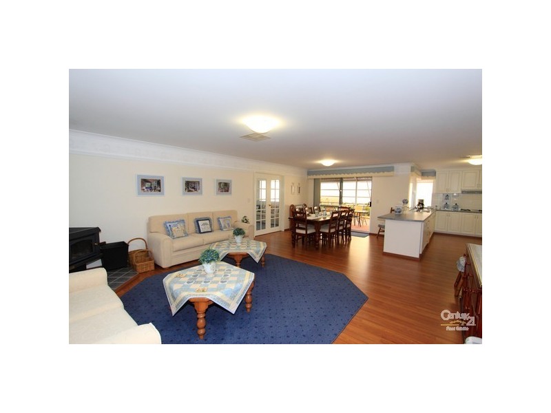 6 Peridot Street, Dalyellup WA 6230