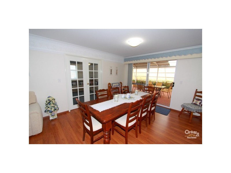 6 Peridot Street, Dalyellup WA 6230