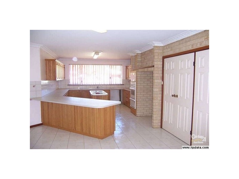 10 Seashore Mews, South Bunbury WA 6230