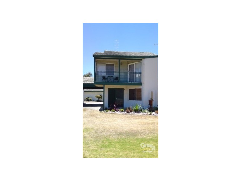 2/12 Holywell Street, Bunbury WA 6230