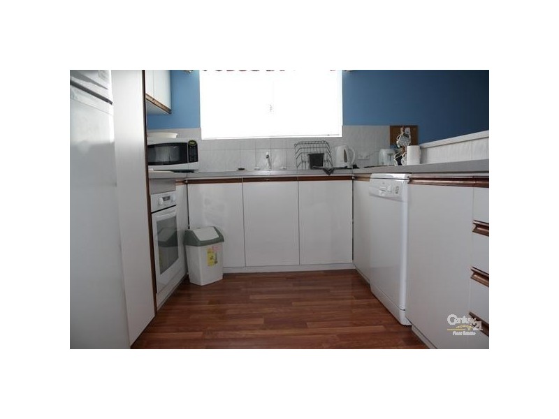 2/12 Holywell Street, Bunbury WA 6230