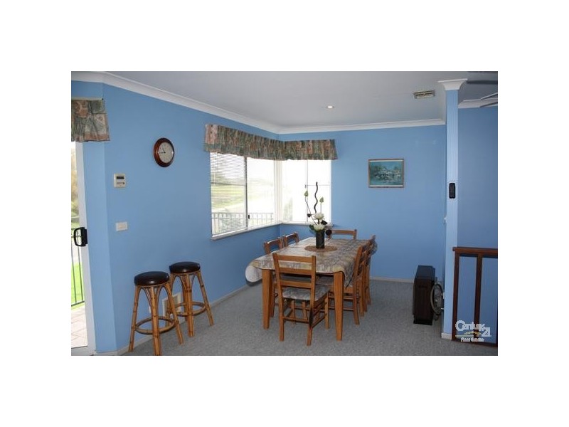 2/12 Holywell Street, Bunbury WA 6230