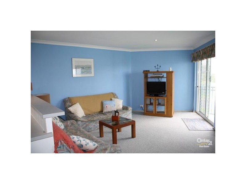 2/12 Holywell Street, Bunbury WA 6230