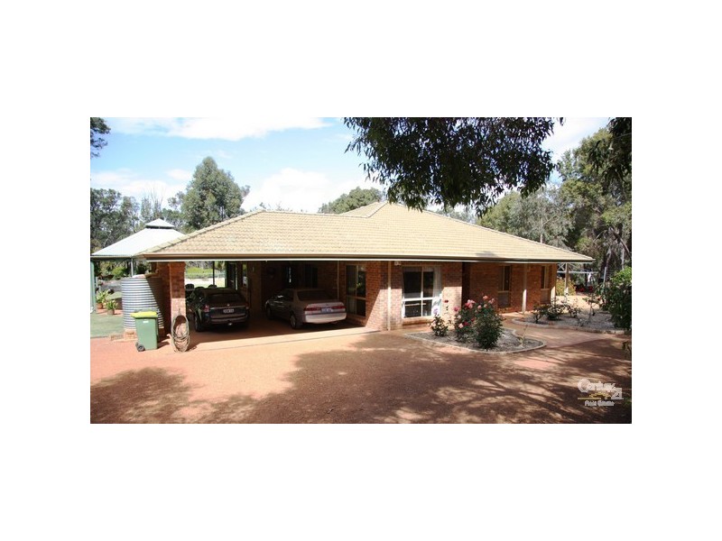 21 Australind Road, Leschenault WA 6233