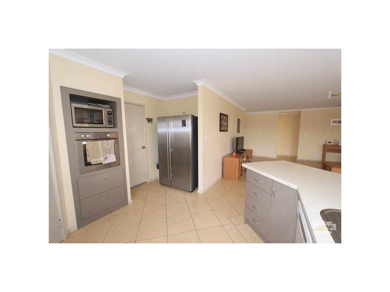 35 Edwinstone Close, Dalyellup WA 6230