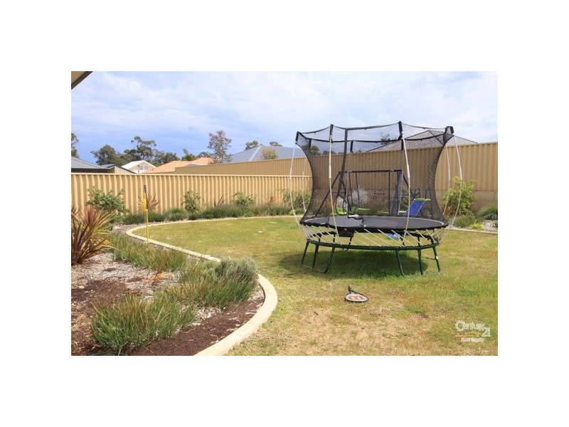 35 Edwinstone Close, Dalyellup WA 6230