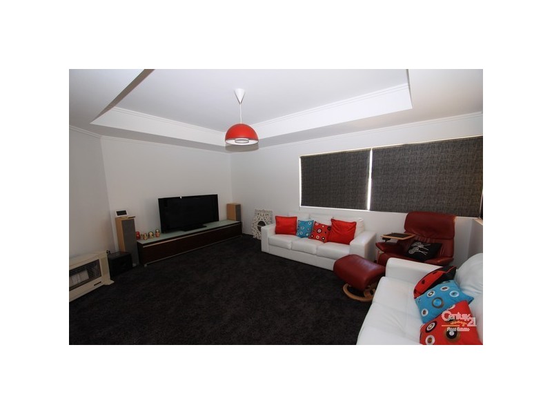 22 Diamond Street, Dalyellup WA 6230