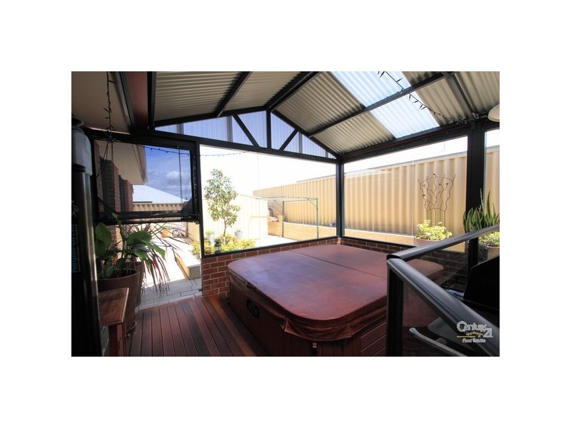 18 Thetis Link, Dalyellup WA 6230