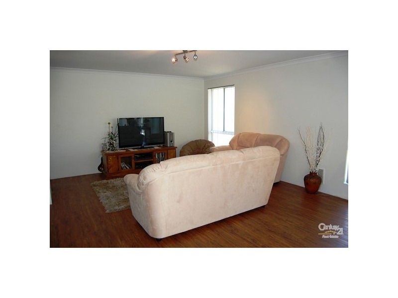 8 Fantail Loop, Eaton WA 6232