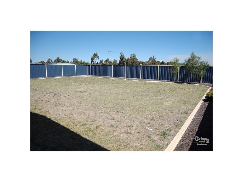 13 Lipizzaner Turn, Eaton WA 6232