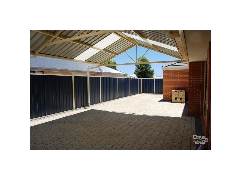 13 Lipizzaner Turn, Eaton WA 6232