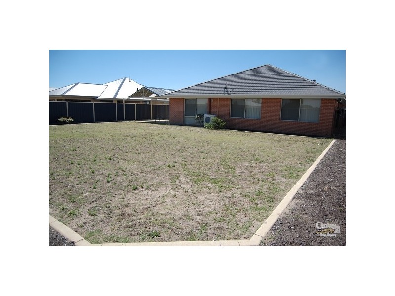 13 Lipizzaner Turn, Eaton WA 6232