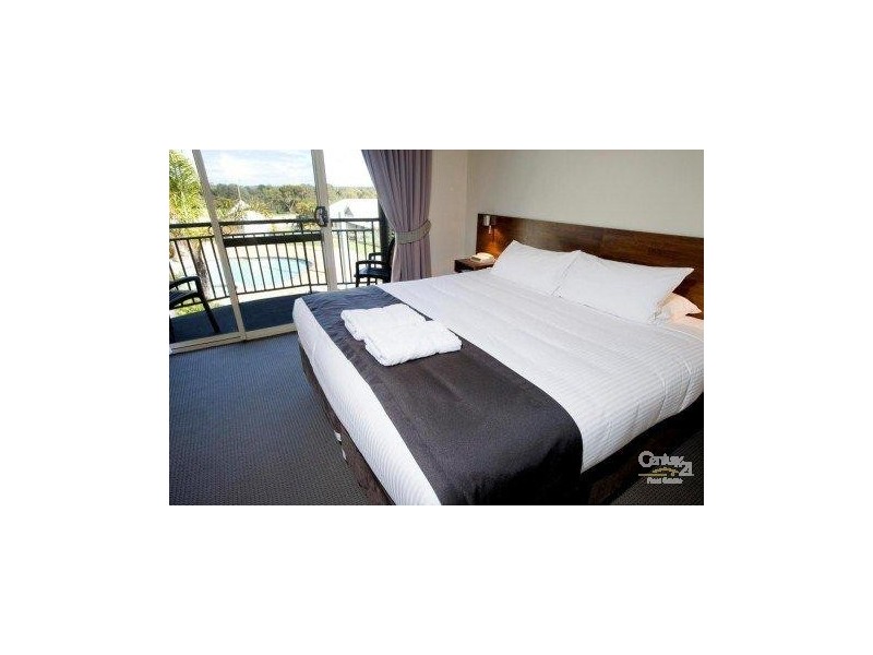 33/105 Old Coast Road, Pelican Point WA 6230