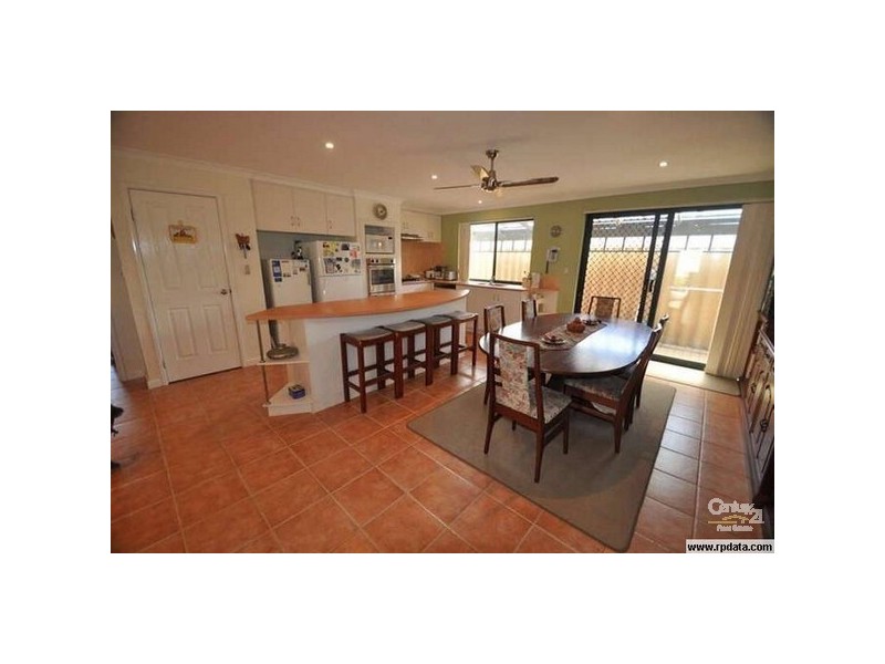 296 Norton Promenade, Dalyellup WA 6230