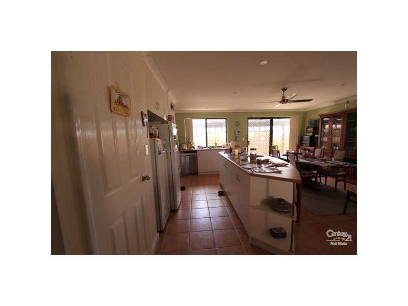 296 Norton Promenade, Dalyellup WA 6230