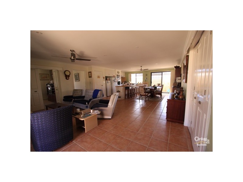 296 Norton Promenade, Dalyellup WA 6230