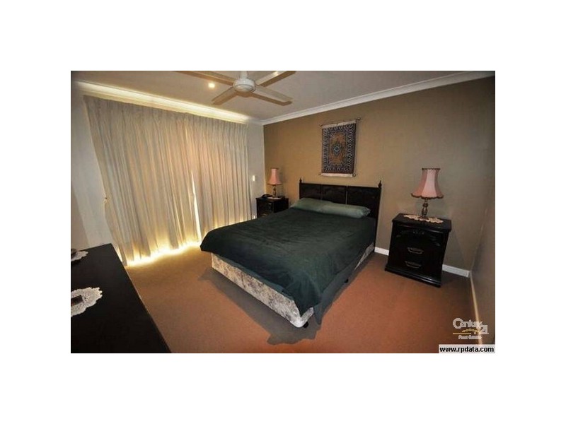 296 Norton Promenade, Dalyellup WA 6230