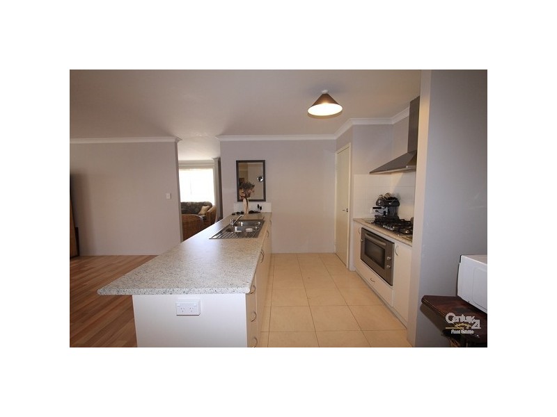 6 Frollet Way, Dalyellup WA 6230