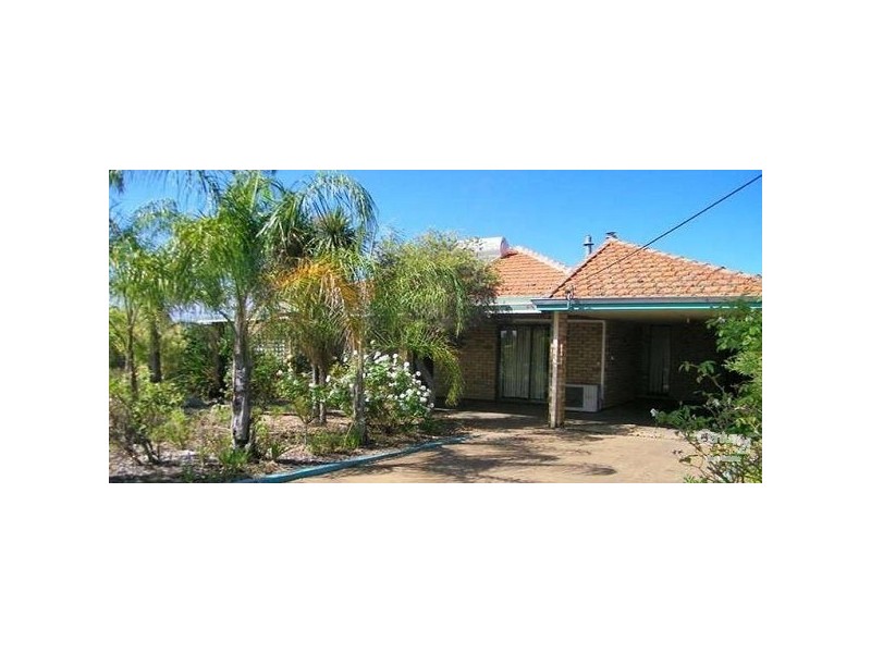 25 Deakin Street, Collie WA 6225