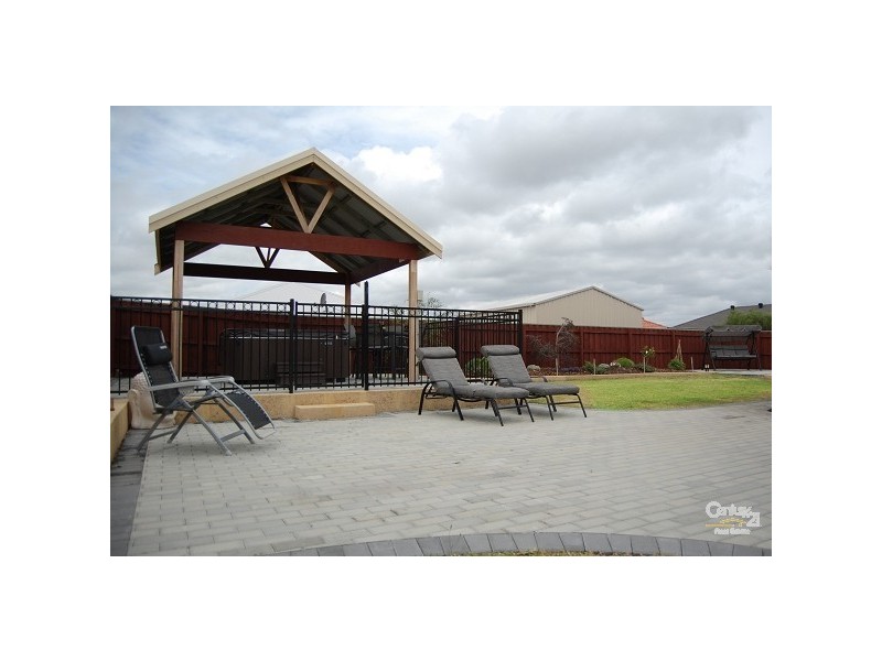 86 Glenfield Drive, Australind WA 6233