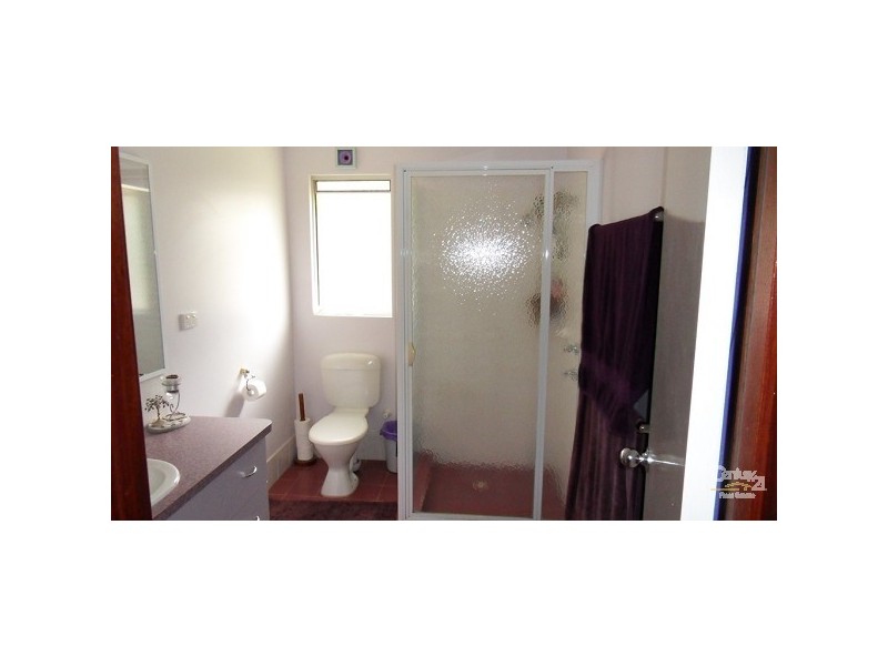 285 Ocean Drive, Withers WA 6230