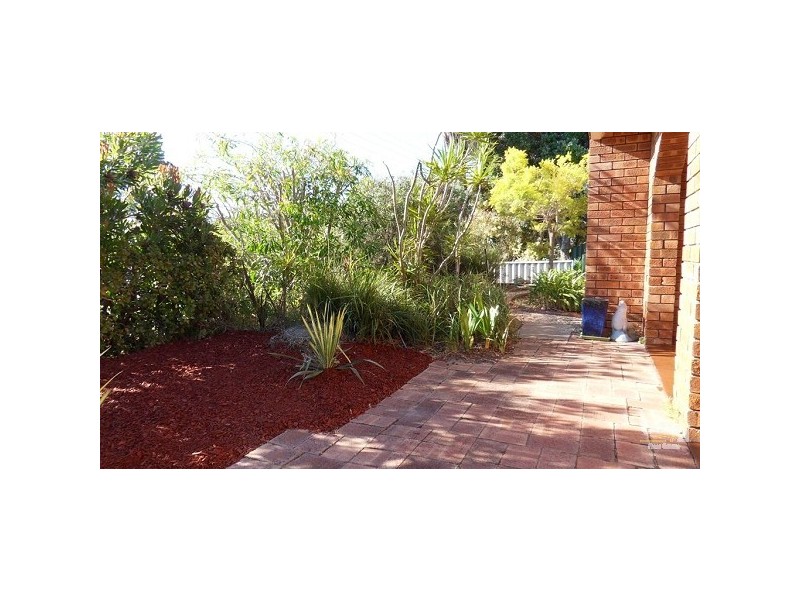 285 Ocean Drive, Withers WA 6230