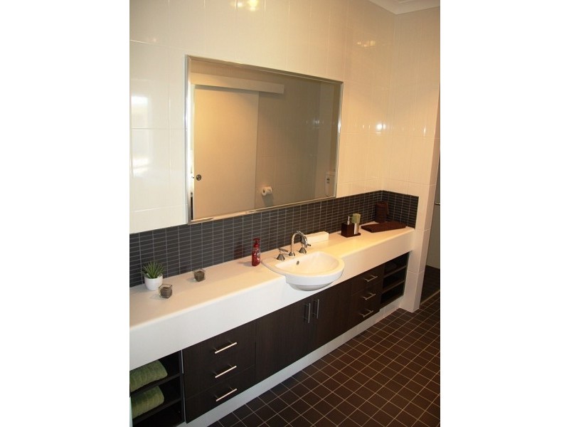 1 Chalice Close, Australind WA 6233