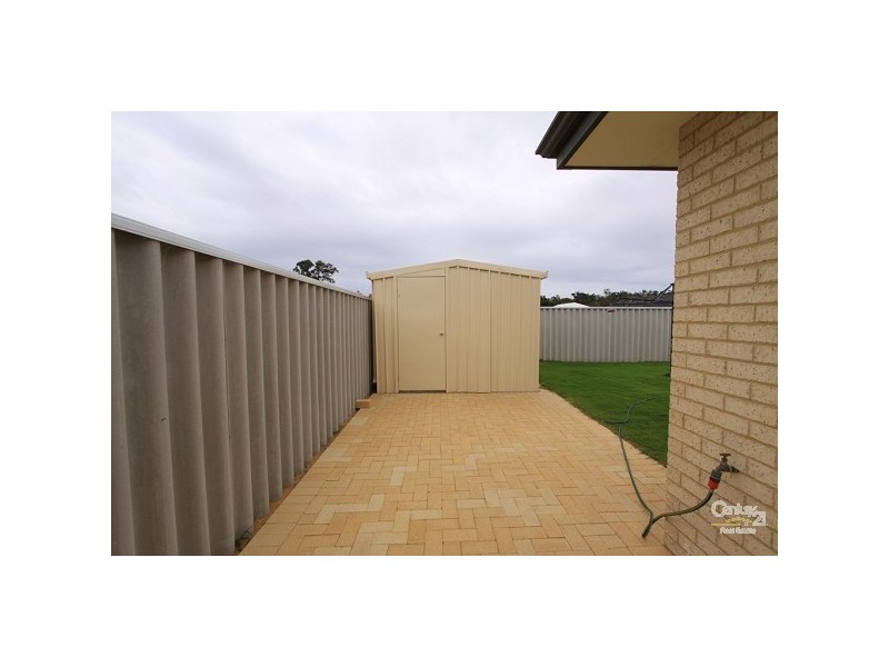 29 Milesi Bend, Dalyellup WA 6230