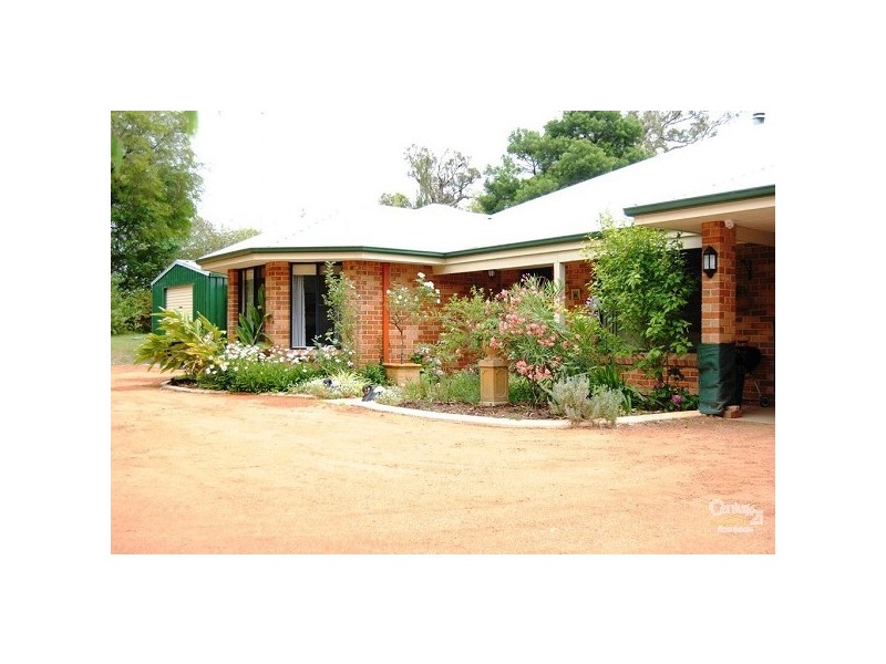 5 Grey Court, Leschenault WA 6233