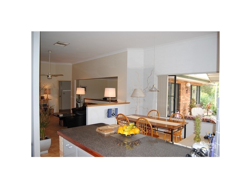 5 Grey Court, Leschenault WA 6233