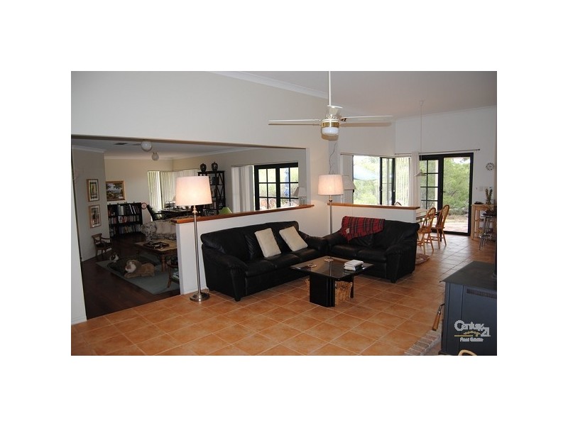 5 Grey Court, Leschenault WA 6233