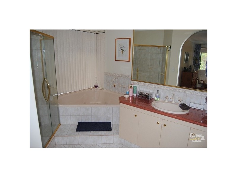 5 Grey Court, Leschenault WA 6233