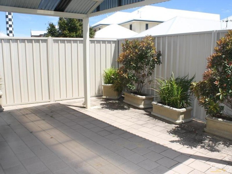 1/13A Marlston Drive, Bunbury WA 6230