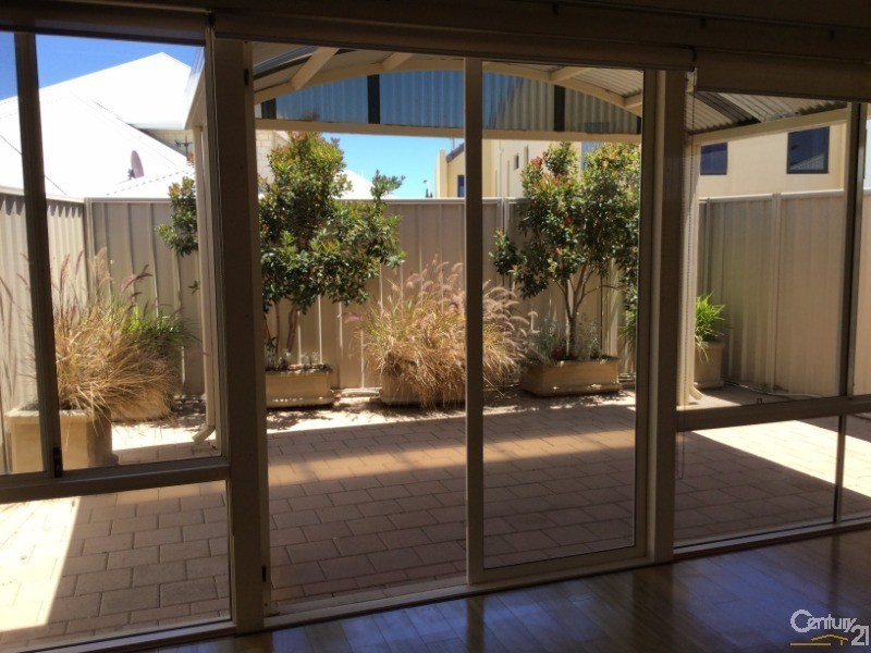 1/13A Marlston Drive, Bunbury WA 6230