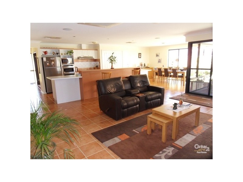 45 Daablone Vista, Dalyellup WA 6230