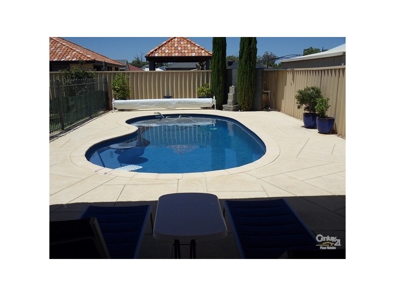 45 Daablone Vista, Dalyellup WA 6230