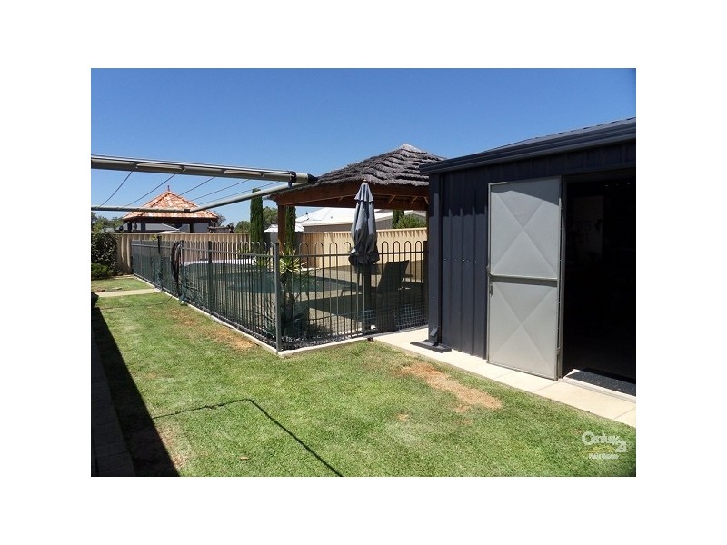 45 Daablone Vista, Dalyellup WA 6230