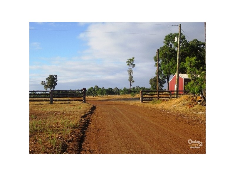 92 Johns Road, Collie WA 6225