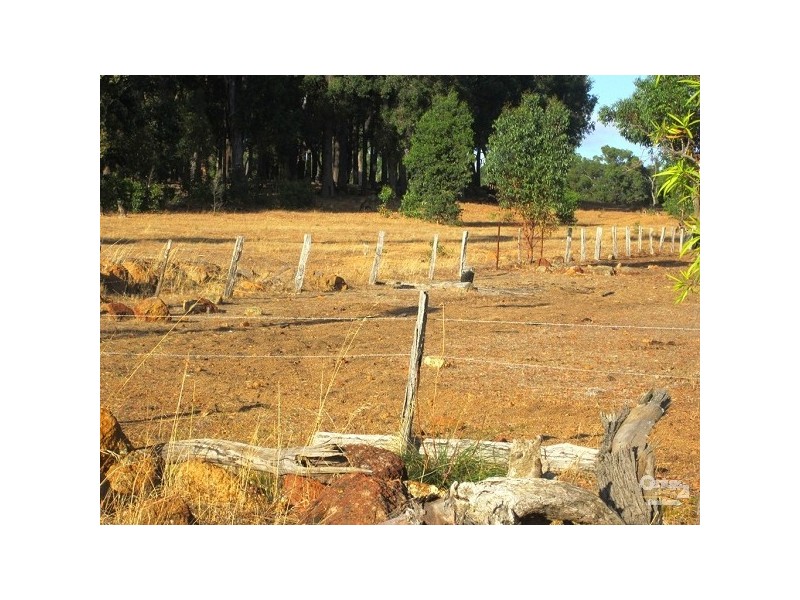 92 Johns Road, Collie WA 6225